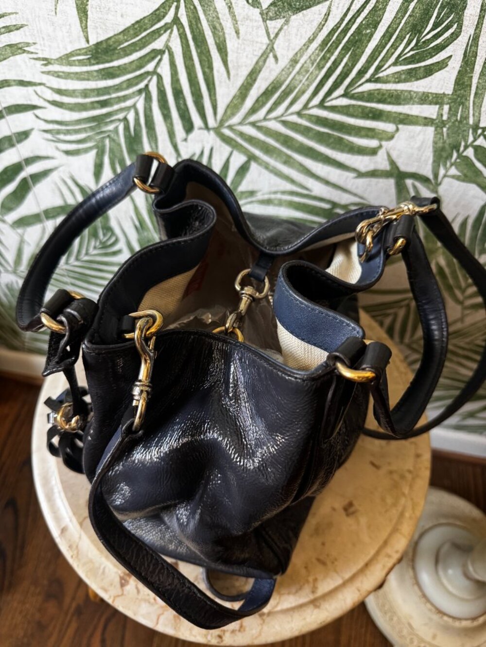 GUCCI Soho Patent Leather GG Embossed Tote / Shoulder Bag – Tassel Zip - Picture 5 of 12